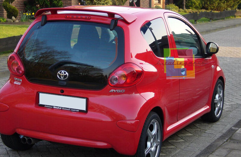 TOYOTA AYGO SPOILER SUL LUNOTTO POSTERIORE LOOK SPORTIVO